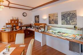 Hotel Astor München