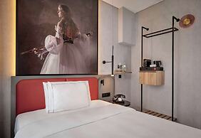 Radisson RED Berlin Kudamm