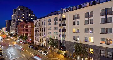 Radisson RED Berlin Kudamm