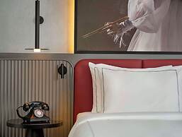 Radisson RED Berlin Kudamm