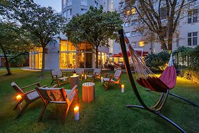 Radisson RED Berlin Kudamm
