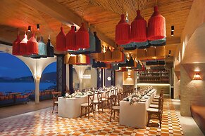 Hyatt Regency Phuket Resort