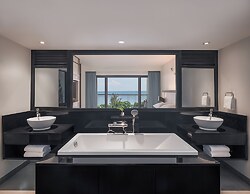 Hyatt Regency Phuket Resort