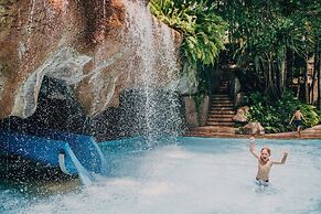 Pullman Phuket Karon Beach Resort