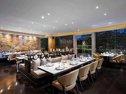 Pullman Phuket Karon Beach Resort