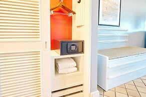 Pullman Phuket Karon Beach Resort