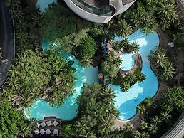 Pullman Phuket Karon Beach Resort