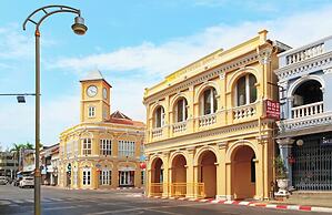 Pullman Phuket Karon Beach Resort