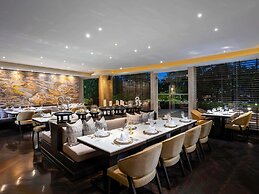 Pullman Phuket Karon Beach Resort