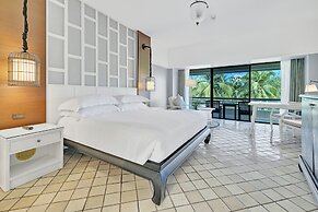 Pullman Phuket Karon Beach Resort