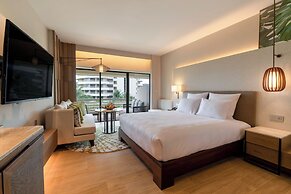 Pullman Phuket Karon Beach Resort