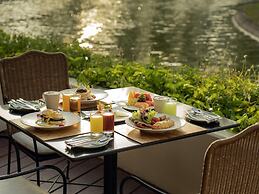 Pullman Phuket Karon Beach Resort