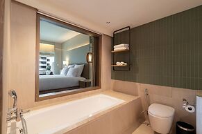 Pullman Phuket Karon Beach Resort