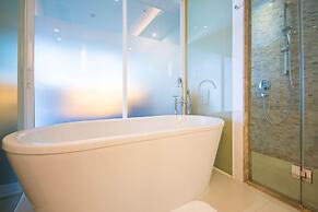 Pullman Phuket Karon Beach Resort