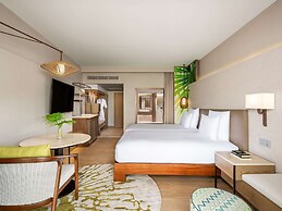 Pullman Phuket Karon Beach Resort