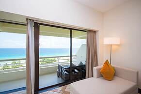 Pullman Phuket Karon Beach Resort