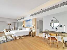 Pullman Phuket Karon Beach Resort