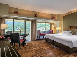 Pullman Phuket Karon Beach Resort