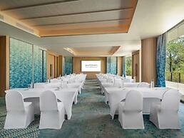 Pullman Phuket Karon Beach Resort