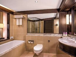 Pullman Phuket Karon Beach Resort