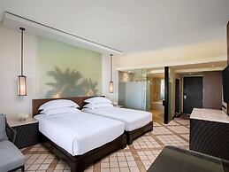 Pullman Phuket Karon Beach Resort