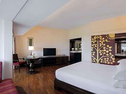 Pullman Phuket Karon Beach Resort