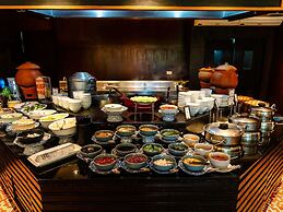 Pullman Phuket Karon Beach Resort