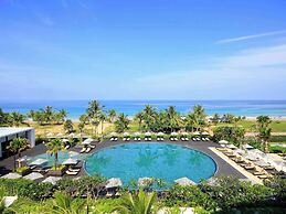 Pullman Phuket Karon Beach Resort