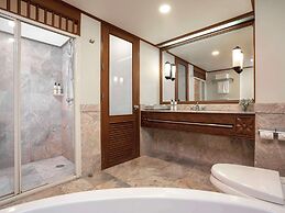 Pullman Phuket Karon Beach Resort