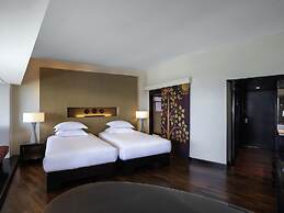 Pullman Phuket Karon Beach Resort
