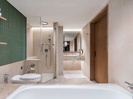 Pullman Phuket Karon Beach Resort