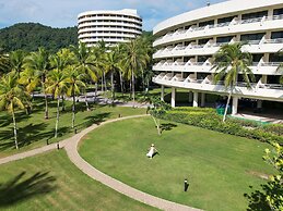 Pullman Phuket Karon Beach Resort