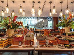 Pullman Phuket Karon Beach Resort