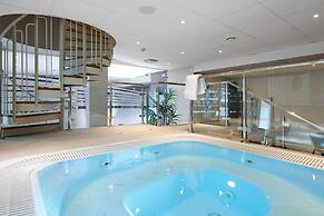 Home Hotel Plaza