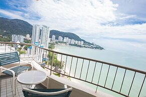 Rainbow Paradise Beach Resort