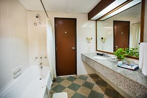 Rainbow Paradise Beach Resort