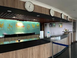 Rainbow Paradise Beach Resort