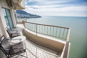 Rainbow Paradise Beach Resort