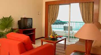 Rainbow Paradise Beach Resort