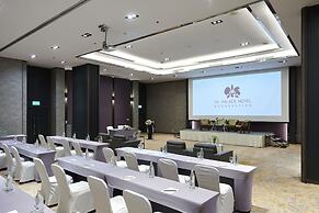 TK Palace Hotel & Convention