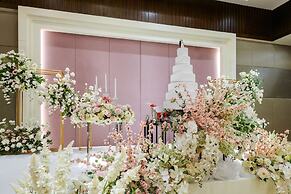 TK Palace Hotel & Convention