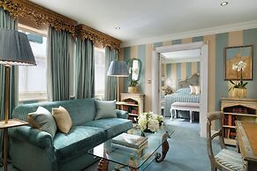 The Milestone Hotel