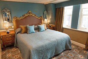 The Milestone Hotel