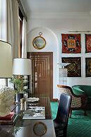 The Milestone Hotel