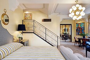 The Milestone Hotel
