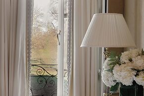 The Milestone Hotel