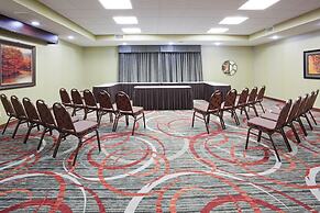 Holiday Inn Express & Suites Bloomington - MPLS Arpt Area W by IHG