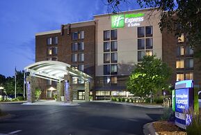 Holiday Inn Express & Suites Bloomington - MPLS Arpt Area W by IHG