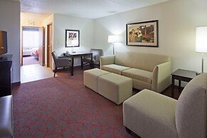 Holiday Inn Express & Suites Bloomington - MPLS Arpt Area W by IHG