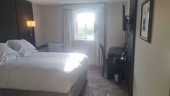 Wigan Oak Hotel
